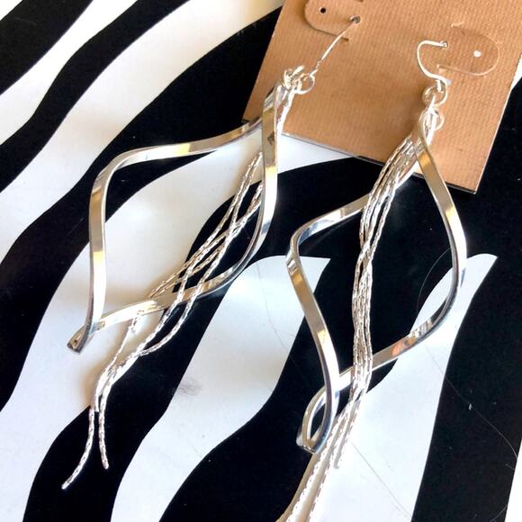 3 for $30 Stephan & Co. Silver Dangle Earrings - Picture 2 of 5